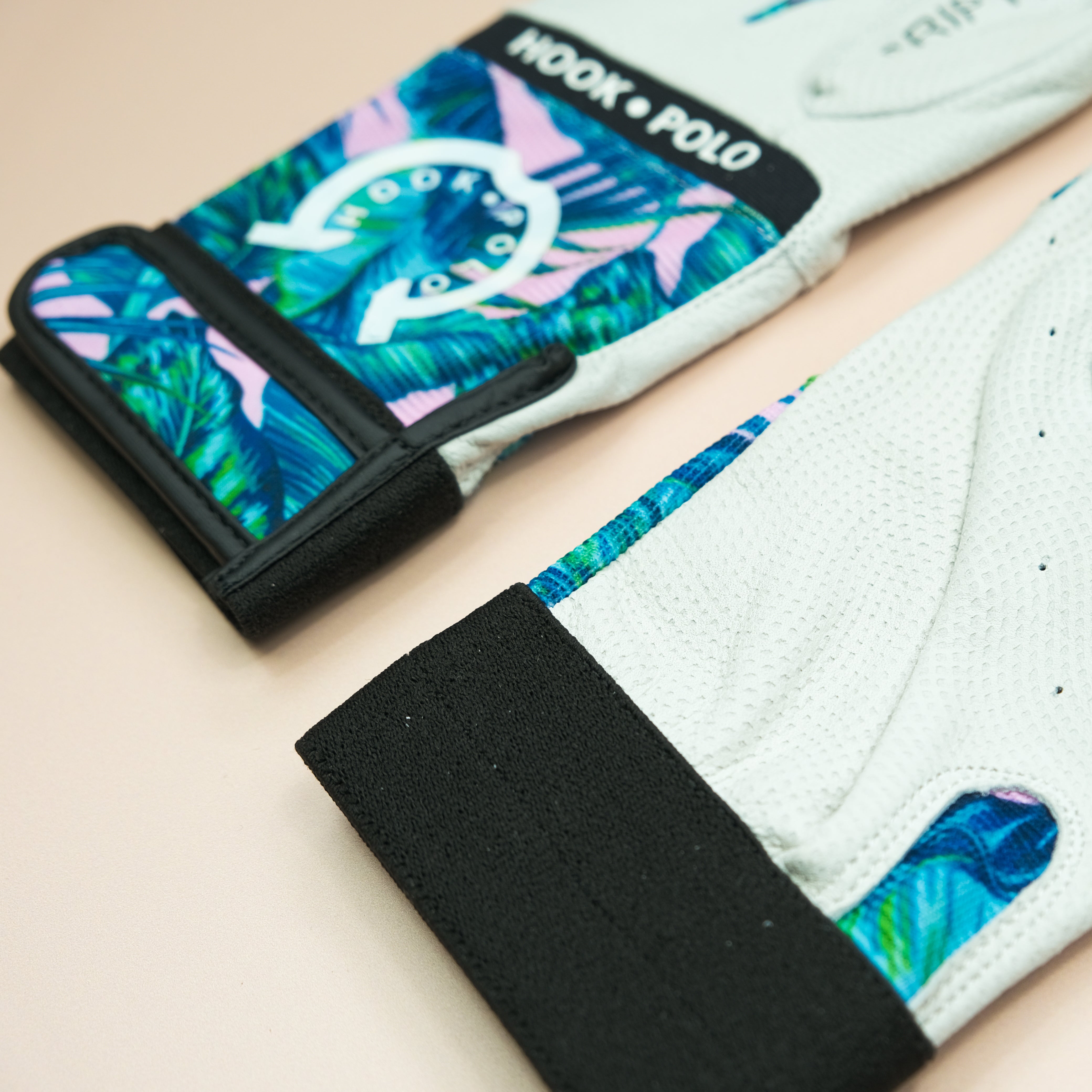 Polo Gloves - Jungle Leaf